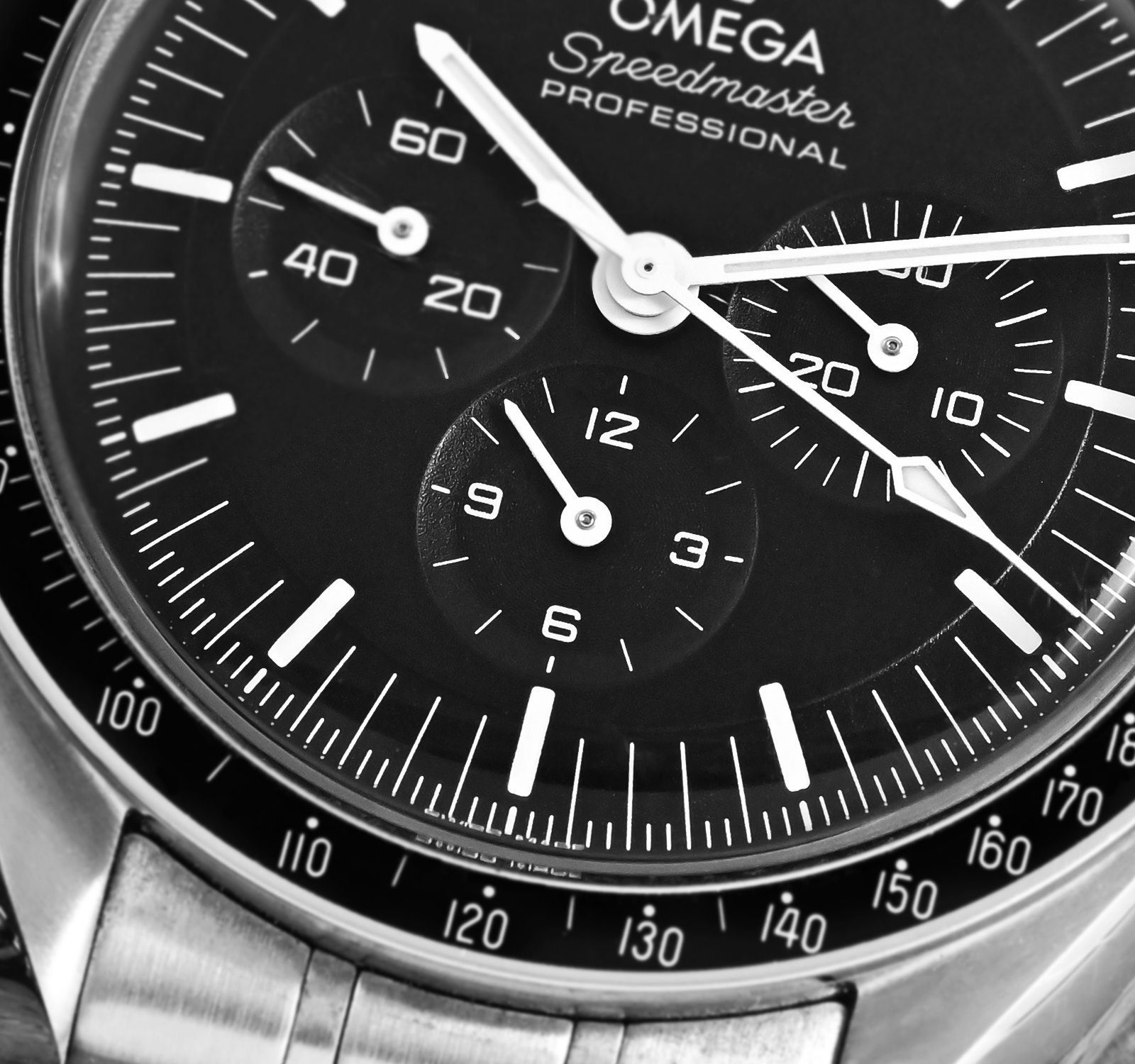 Omega Speedmaster Professional Moonwatch 310.30.42.50.01.001 ｜ 2023